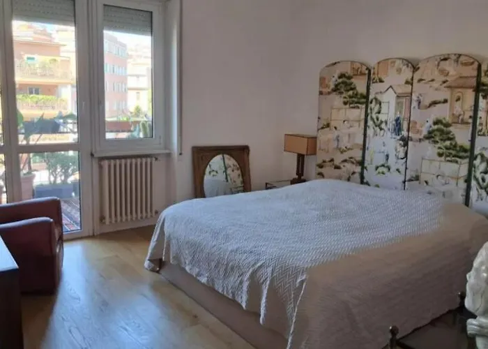Trastevere Bright Terrace * Rzym